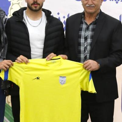 علیرضا طاهری دروازه بان