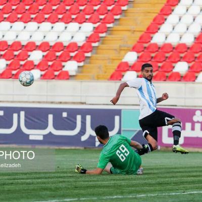 علیرضا طاهری